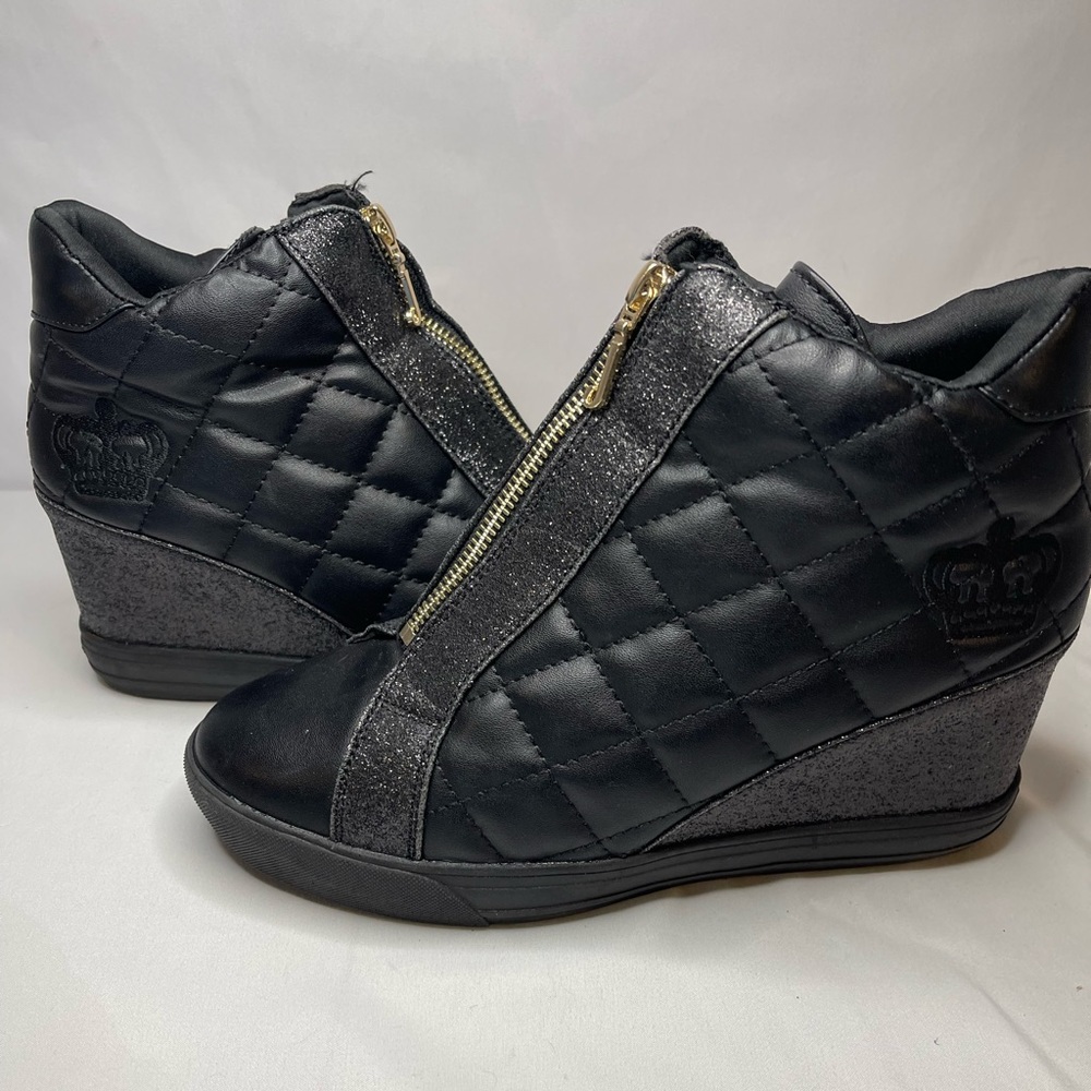 Juicy Couture Jordie Black Wedge Quilted Glitter Boots